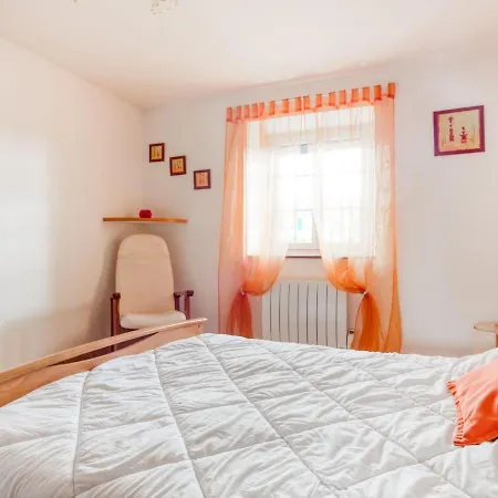 Cottage Meautis Meautis